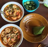 Foto Makanan 2 di Soto Mie Taman Muara, Bogor Barat, Kota Bogor