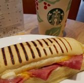 Foto Makanan 1 di Starbucks Coffee, Ciputat Timur, Tangerang Selatan