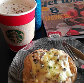 Foto Makanan 5 di Starbucks Coffee, Bekasi Utara, Bekasi