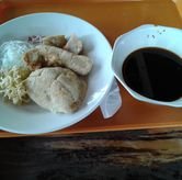 Foto Makanan 3 di Pempek Merdeka, Sentul, Kabupaten Bogor