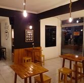 Foto Suasana 4 di Kalibrasi Kopi & Eatery, Pondok Gede, Bekasi