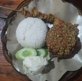 Foto Makanan 1 di Ayam Gepuk Pak Gembus, Bogor Tengah, Kota Bogor