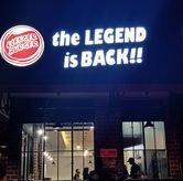 Foto Suasana 2 di Klenger Burger, Cibubur, Kabupaten Bogor