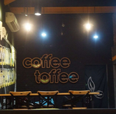 Foto Suasana 2 di Coffee Toffee, Cibubur, Kabupaten Bogor