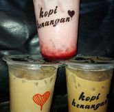 Foto Makanan 6 di Kopi Kenangan, Pondok Gede, Bekasi