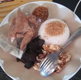 Foto Makanan 2 di Nasi Kulit Malam Minggu, Bekasi Selatan, Bekasi
