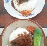 Foto Makanan 2 di Bebek Goreng Bulak Kapal, Bekasi Timur, Bekasi