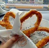 Foto Makanan 1 di Auntie Anne's, Jatisampurna, Bekasi
