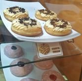 Foto Makanan 1 di Donat Madu Cihanjuang, Bekasi Barat, Bekasi