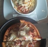 Foto Makanan 1 di Pizza Hut, Cibubur, Kabupaten Bogor