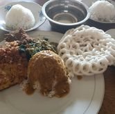 Foto Makanan 2 di RM Pusako Minang, Cileungsi, Kabupaten Bogor