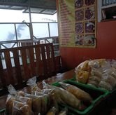 Foto Suasana 2 di Warung Al Farizi, Puncak, Kabupaten Bogor
