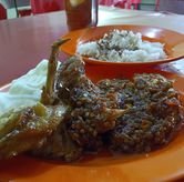 Foto Makanan 1 di Pecel Lele & Seafood Dua Jambu, Bogor Selatan, Kota Bogor