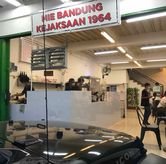 Foto Suasana 3 di Mie Bandung Kejaksaan 1964, Bekasi Selatan, Bekasi