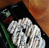 Foto Makanan 1 di Ramen & Sushi Emperan, Bekasi Utara, Bekasi