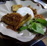 Foto Makanan 6 di Sambal Lalap Wong Solo, Dipatiukur, Bandung