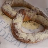 Foto Makanan 6 di Auntie Anne's, Bekasi Barat, Bekasi
