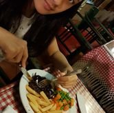 Foto Suasana 3 di Tizi's Cakeshop & Resto, Dago Atas, Bandung