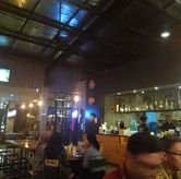 Foto Suasana 2 di Warunk Fenomenal, Medan Satria, Bekasi