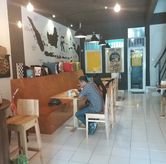 Foto Suasana 3 di Kawa Coffee & Eatery, Sentul, Kabupaten Bogor