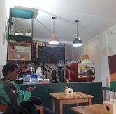 Foto Suasana 3 di Kopi Komunitas, Ngagel, Surabaya