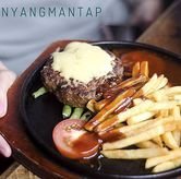 Foto Makanan 3 di Karnivor, Bekasi Utara, Bekasi