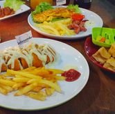 Foto Makanan 4 di Latarombo Riverside Cafe, Jambangan, Surabaya