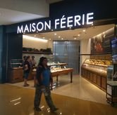 Foto Suasana 2 di Maison Feerie, Gubeng, Surabaya