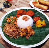Foto Makanan 3 di Amboja Bistro, Tegalsari, Surabaya