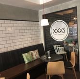 Foto Suasana 3 di Thirty Three Brew, Wonokromo, Surabaya