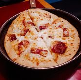 Foto Makanan 2 di Pizza Romas & Coffee, Rungkut, Surabaya