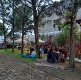 Foto Suasana 2 di Manpuku Coffee & Eatery, Dago Atas, Bandung