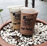 Foto Makanan 2 di Garasi 81, Riau, Bandung