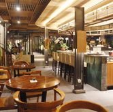 Foto Suasana 5 di Little Collins, Sumatera, Bandung