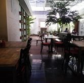 Foto Suasana 4 di Eatalia, Lengkong, Bandung