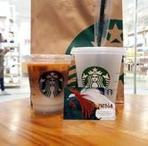 Foto Makanan 4 di Starbucks Coffee, Riau, Bandung