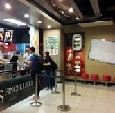 Foto Suasana 2 di KFC, Cihampelas, Bandung
