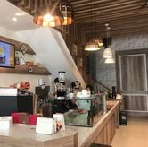 Foto Suasana 2 di Cossa Coffee, Mulyorejo, Surabaya