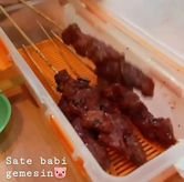 Foto Makanan 2 di Warung Babi Guling Ibu Ayu Komang, Dukuh Pakis, Surabaya