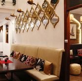 Foto Suasana 5 di The Food Opera, Riau, Bandung