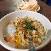 Foto Makanan 1 di Bubur Ayam Mang Dudung, Tegalsari, Surabaya