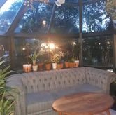 Foto Suasana 3 di The Potting Shed - The House Tour Hotel, Ciumbuleuit, Bandung