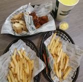 Foto Makanan 5 di Wingstop, Riau, Bandung