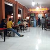 Foto Suasana 3 di Dim Sum & Suki XL, Rungkut, Surabaya