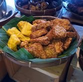 Foto Makanan 3 di Pandawa - Mercure Hotel, Lengkong, Bandung