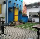 Foto Suasana 3 di Old Ben's, Sarijadi, Bandung