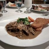 Foto Makanan 2 di Maxi's Resto, Ciumbuleuit, Bandung