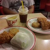 Foto Makanan 3 di KFC, Cihampelas, Bandung