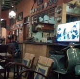 Foto Suasana 2 di Grand Father Coffee Shop, Tambaksari, Surabaya