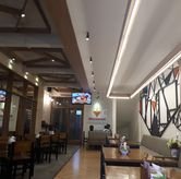 Foto Suasana 3 di De Mandailing Cafe N Eatery, Sukomanunggal, Surabaya